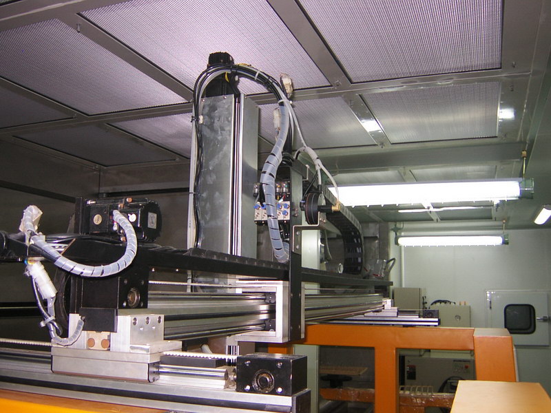 液體噴涂設(shè)備生產(chǎn)線